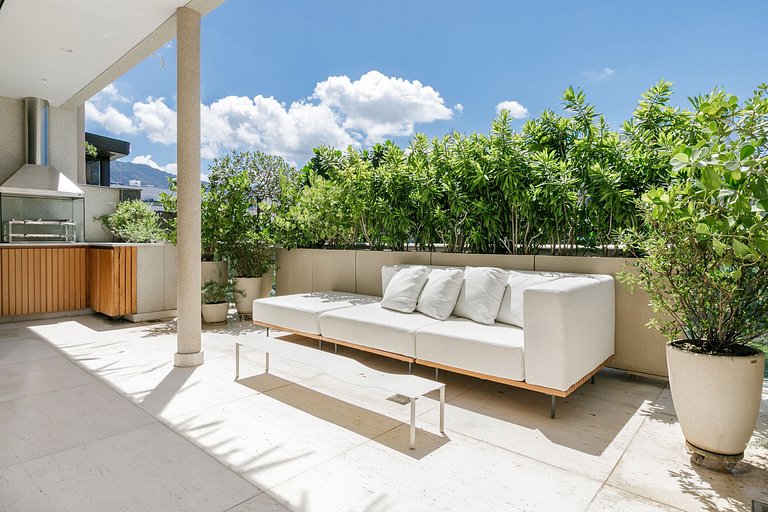 Luxury penthouse with views in Leblon - Leb005