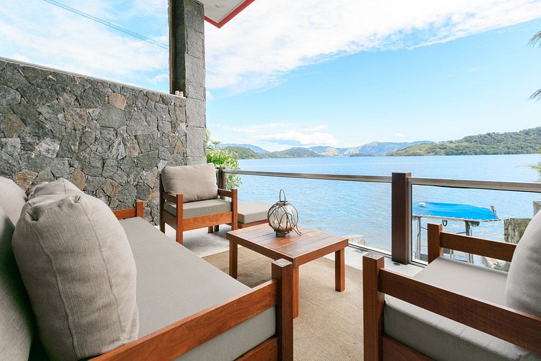 Nice oceanfront villa in Angra dos Reis - Ang001